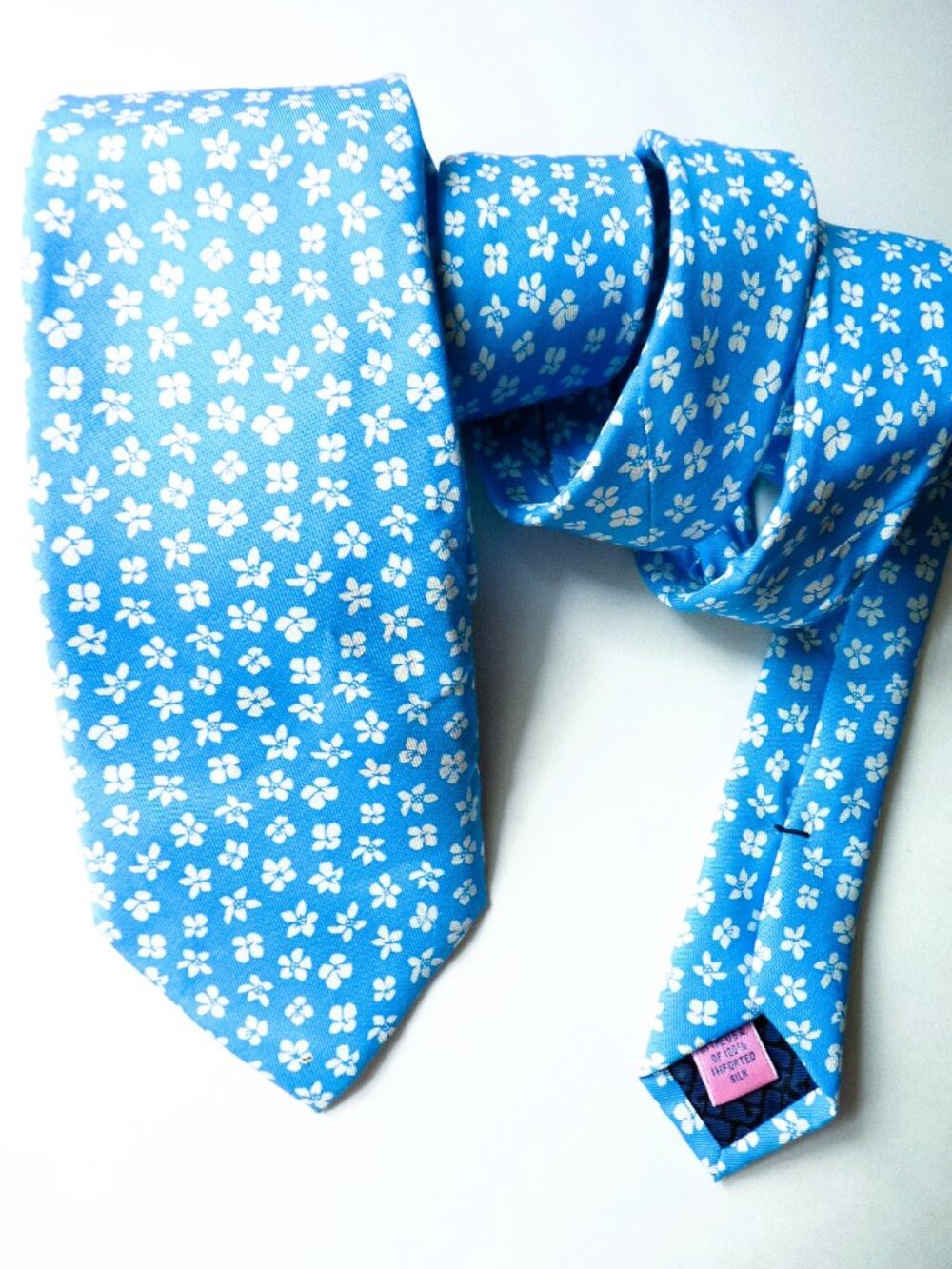 Vineyard Vines Lucky  Clover silk tie